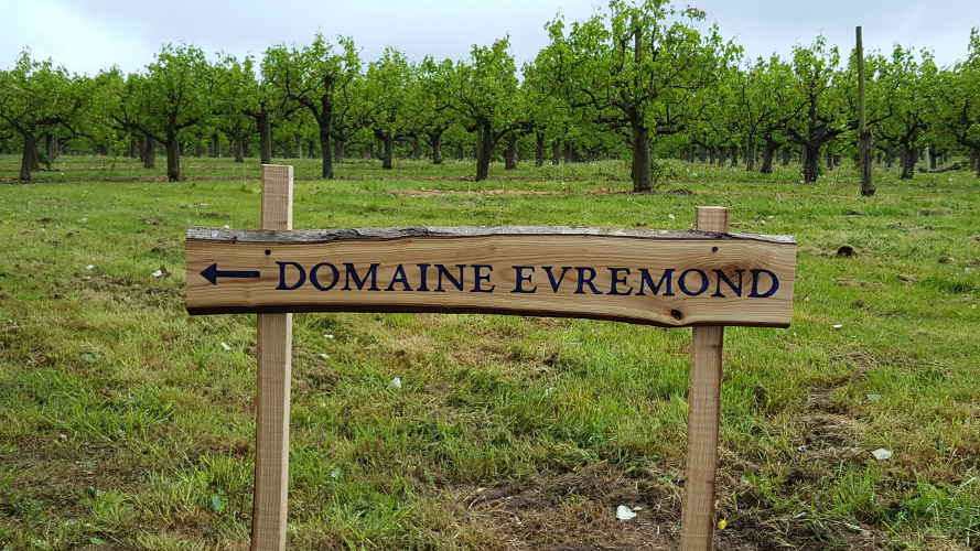 Domaine Evremond sign Evremond