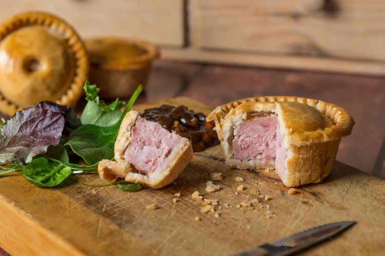 Voakes Traditional Pork Pie Pie